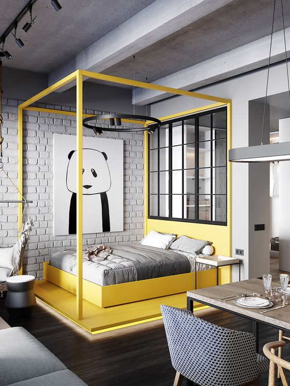 kamar tidur dengan warna cat kuning