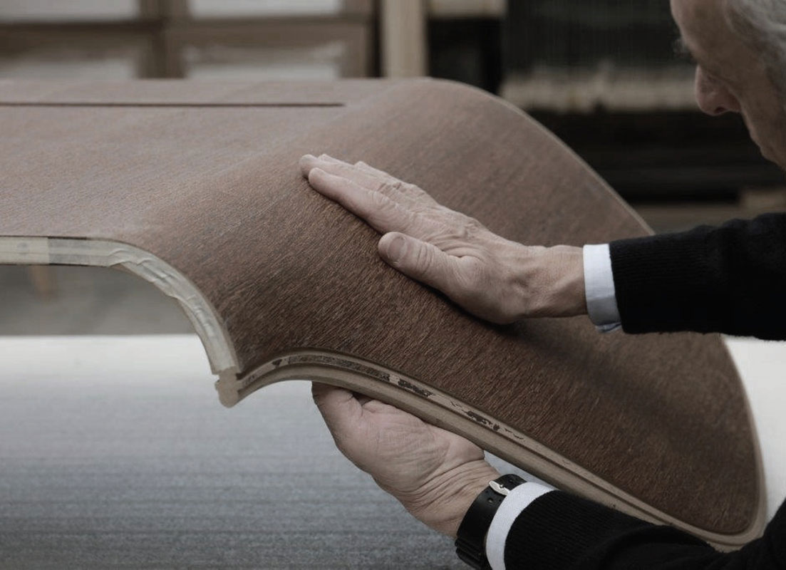 Produksi furnitur Dimensione Chi Wing Lo / Dimensione Chi Wing Lo