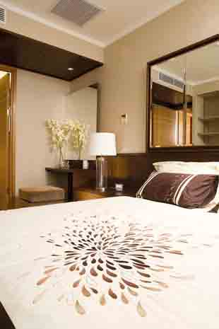 Dekor kamar bisa diberi aksentuasi dari corak linen