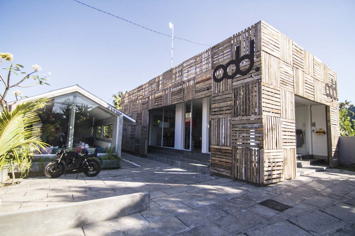 Design Shop Ala Spanyol di Bali