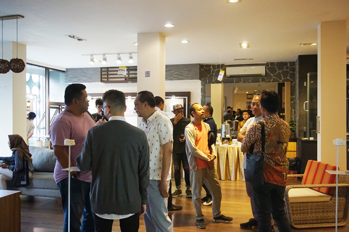 Suasana usai peluncuran buku A Design for Life | Sumber: Redaksi CASA Indonesia