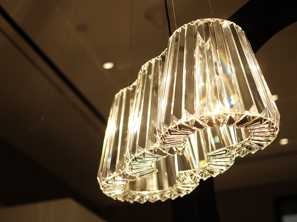 Glitters karya Gabriela Nakhlikova