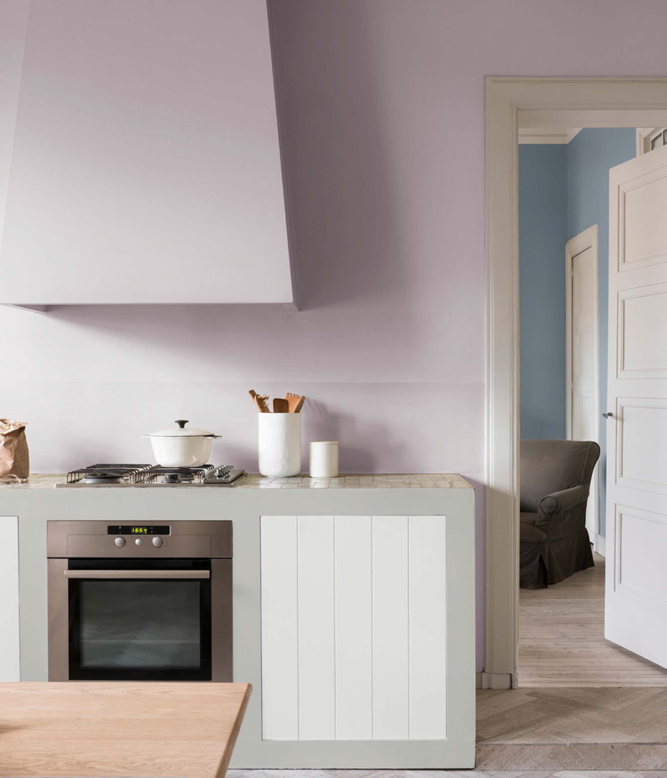 dapur bernuansa ungu muda