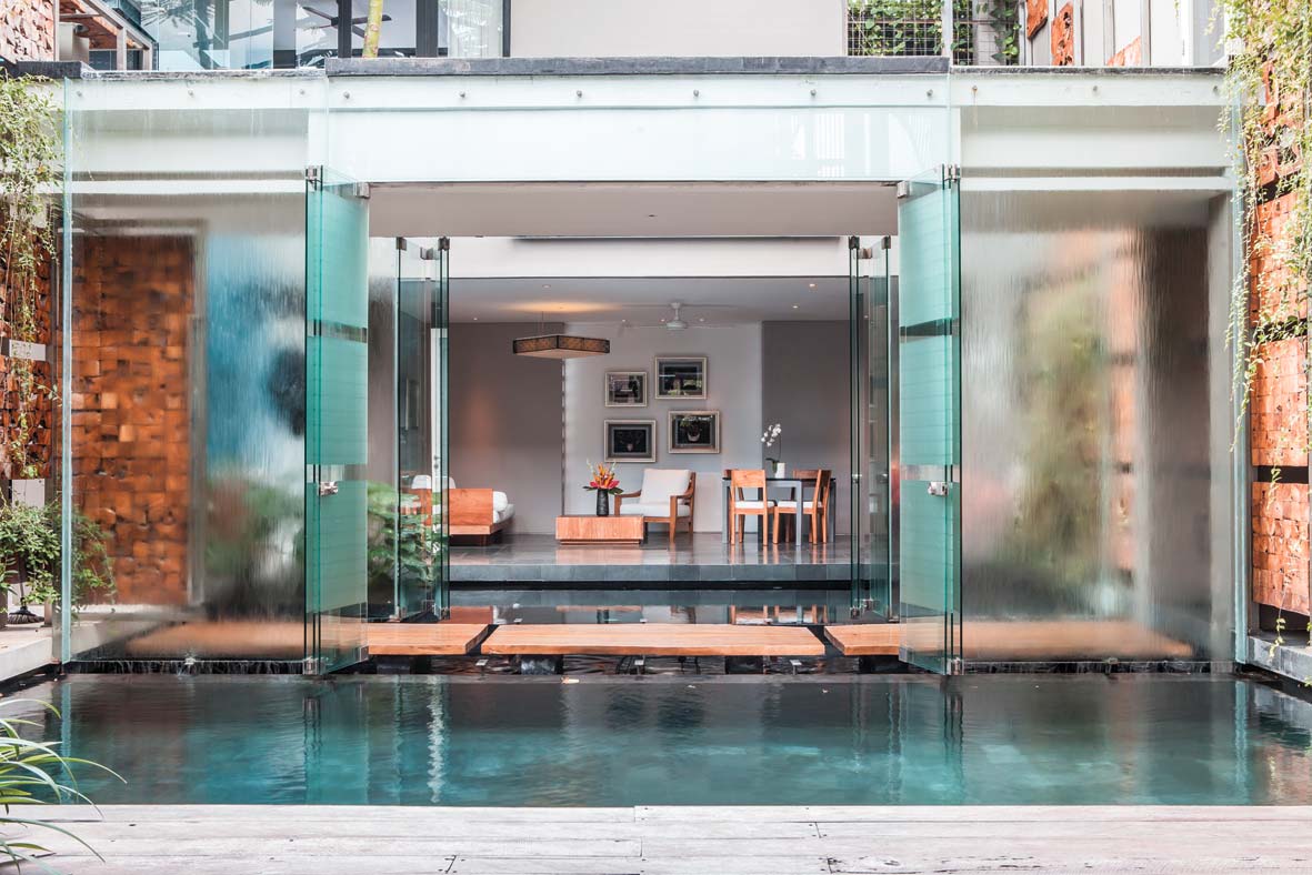 Air Terjun di dalam Rumah