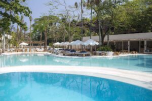 Nuansa Mediterania di Mrs. Sippy Bali