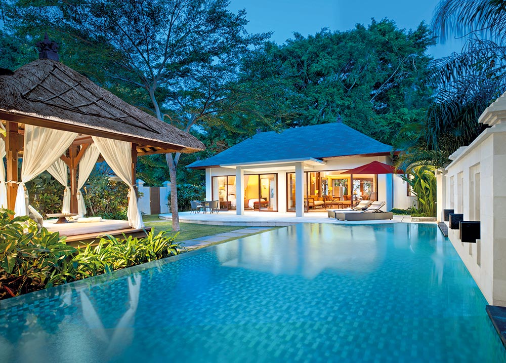 The Laguna Bali: Sensasi Oase Biru di Nusa Dua