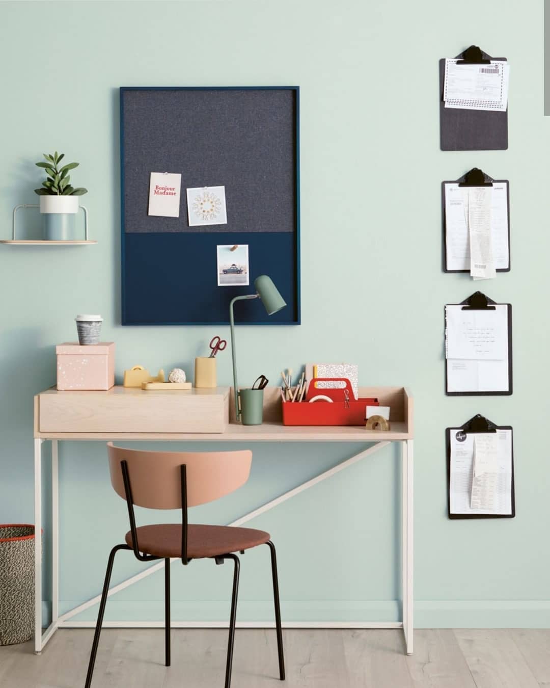 23 Desain Ruang Kerja yang Membuat Anda Fokus di Rumah