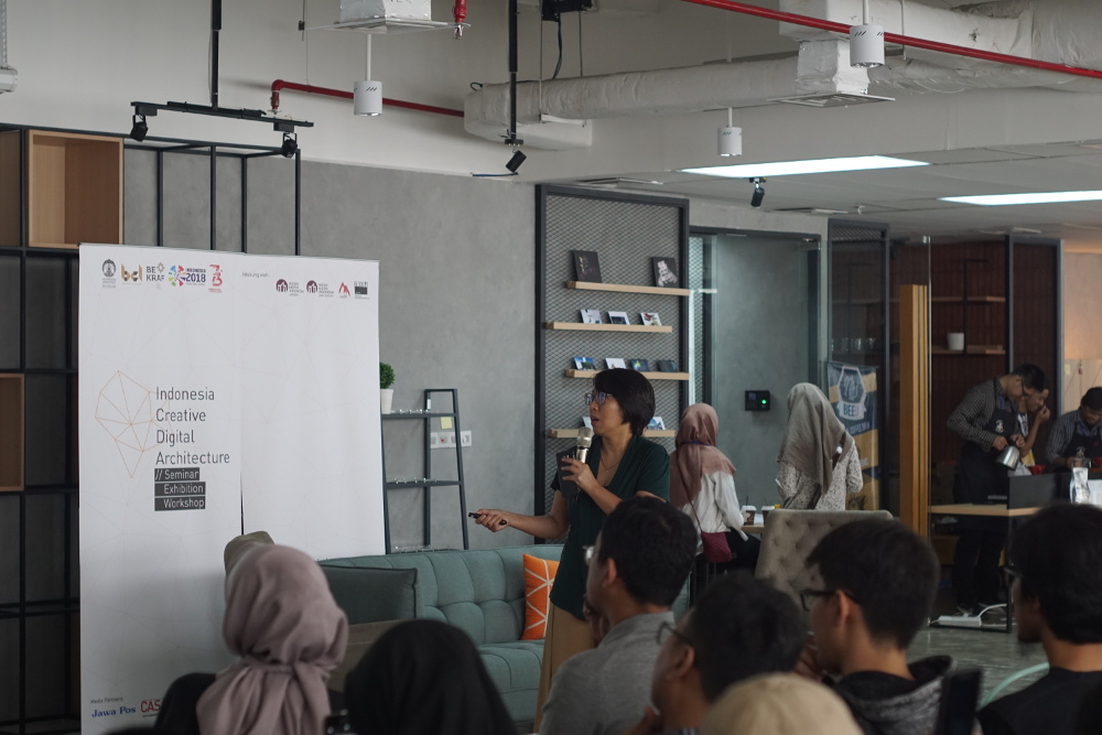 Rika Sjoekri menerangkan Building Information Modelling for Managing Delivery Standard / UI-Bekraf Creative Lab