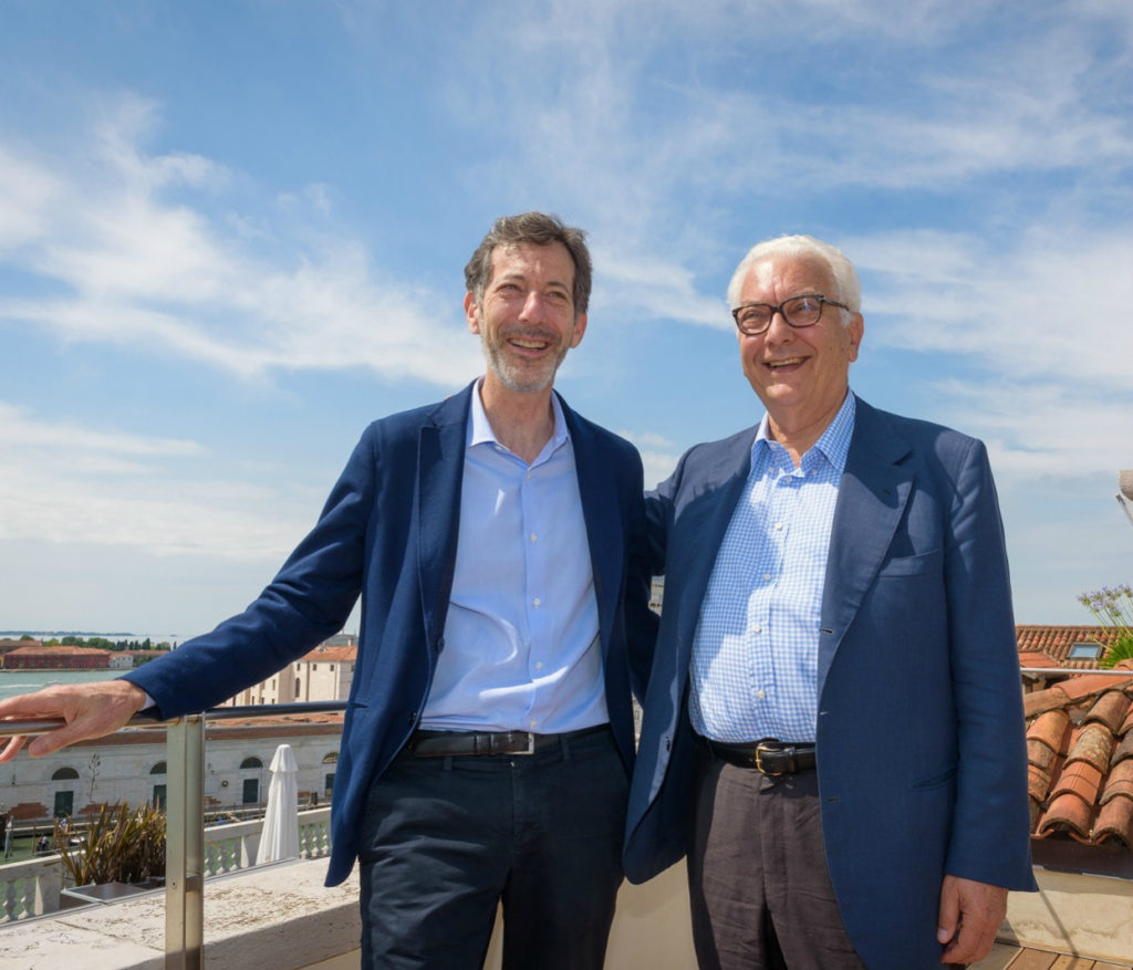 Kurator Ralph Rugoff bersama Paolo Baratta selaku President La Biennale Di Venezia