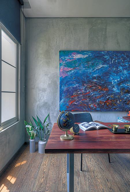 desain ruang kerja dengan konsep kayu