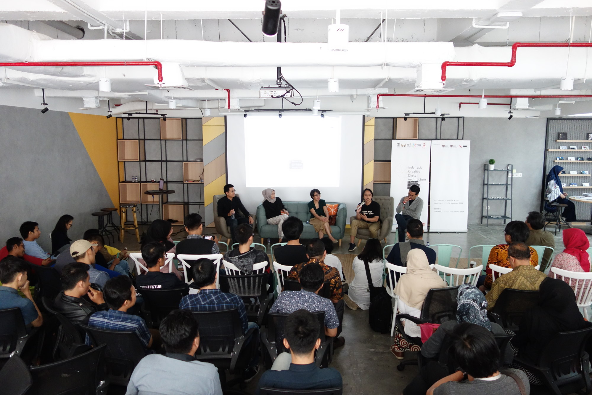 UI Bekraf Creative Labs: Digitalisasi dan Arsitektur