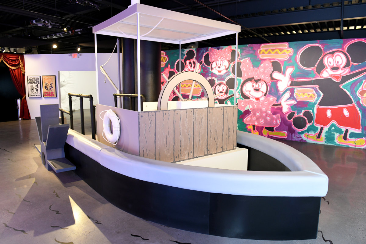 Ruang Hello Mickey! di Pameran Mickey: The True Original / Disney
