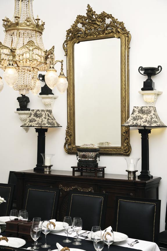 16 Macam Arsitektur Rumah Paling Populer dan Sejarahnya