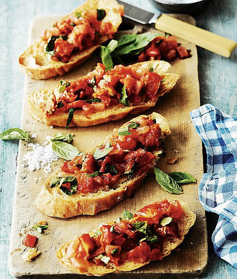 12 Makanan Terenak yang Wajib Anda Coba