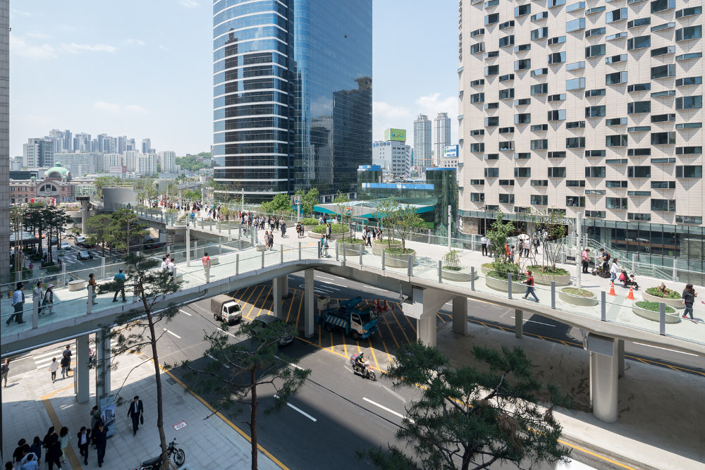 Skygarden di kawasan Namdaemun, Seoul sebagai landmark baru di kota ini / MVRDV / Ossip can Duivenbode / Archdaily