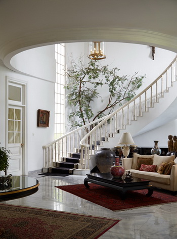 16 Macam Arsitektur Rumah Paling Populer dan Sejarahnya