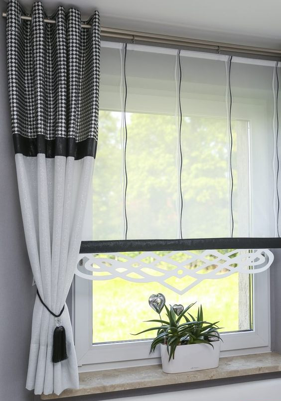 gorden bermotif geometris untuk aksen di ruangan