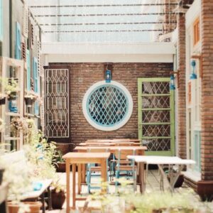 Ayo Mampir ke 15 Cafe Asyik Di Surabaya Ini