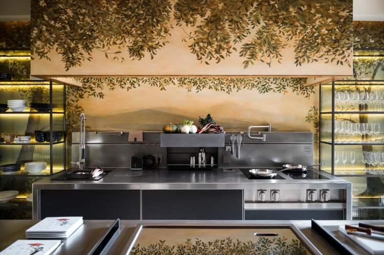 Palazzo Kitchen Table, Nikmati Dining Unik di Venesia