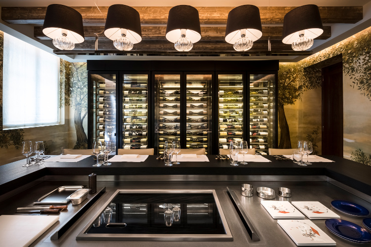 Palazzo Kitchen Table, Nikmati Dining Unik di Venesia