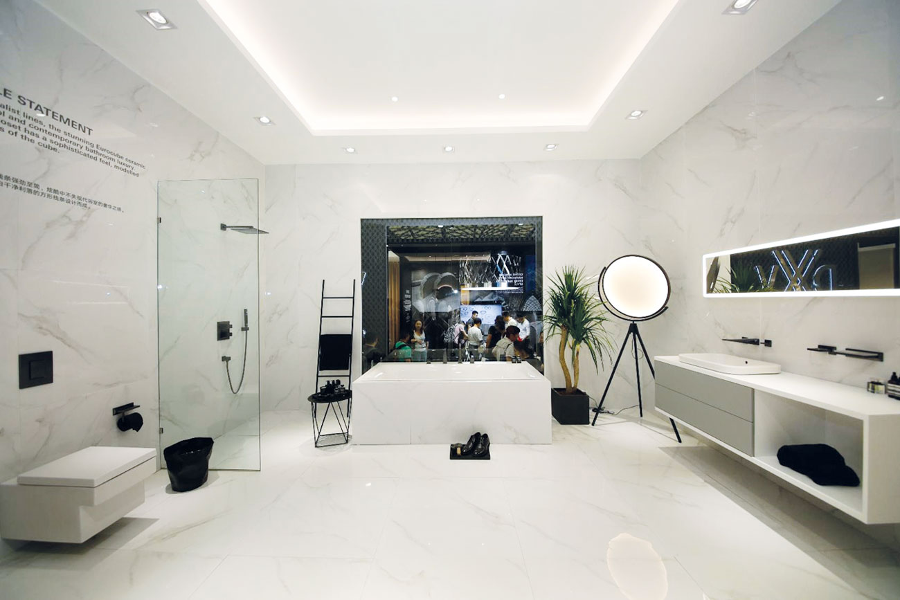 GROHE Allure Brilliant Suite di KBC 2018 / LIXIL Group