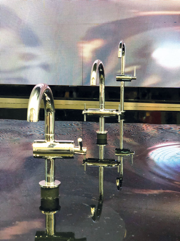 GROHE Instalasi Atrio di KBC 2018 / LIXIL Group