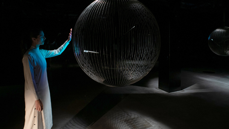 Sony Gelar Pameran di Milan Untuk Manusia dan Robot