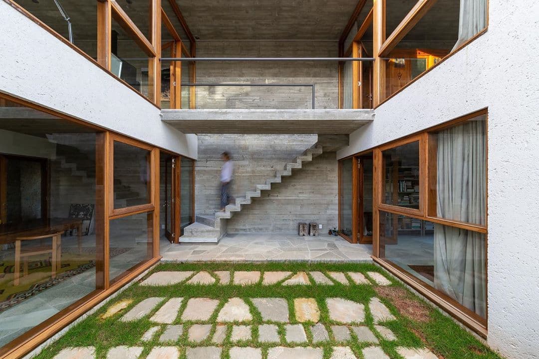 20 Pilihan Lengkap Desain Tangga Rumah Minimalis