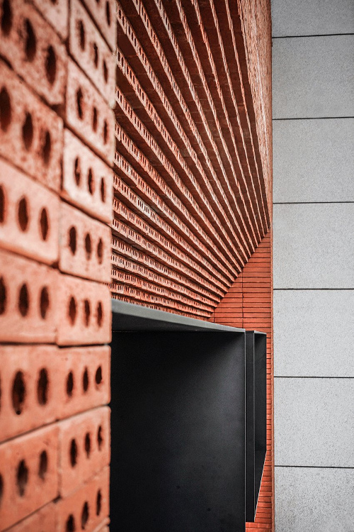 Terakota Lengkapi Identitas JPG Coffee yang Dinamis