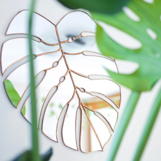 dekorasi interior cermin Monstera