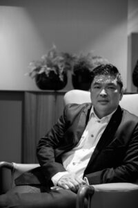 Sentuhan Art Deco Modern yang Ramah dari Bobos Design