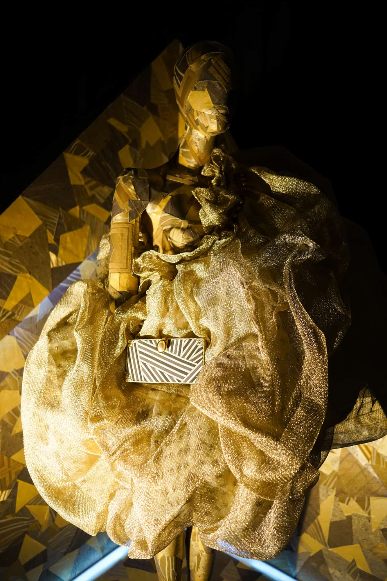 Interni Asia Divine Touch, 25 Years of Weaving Luxury