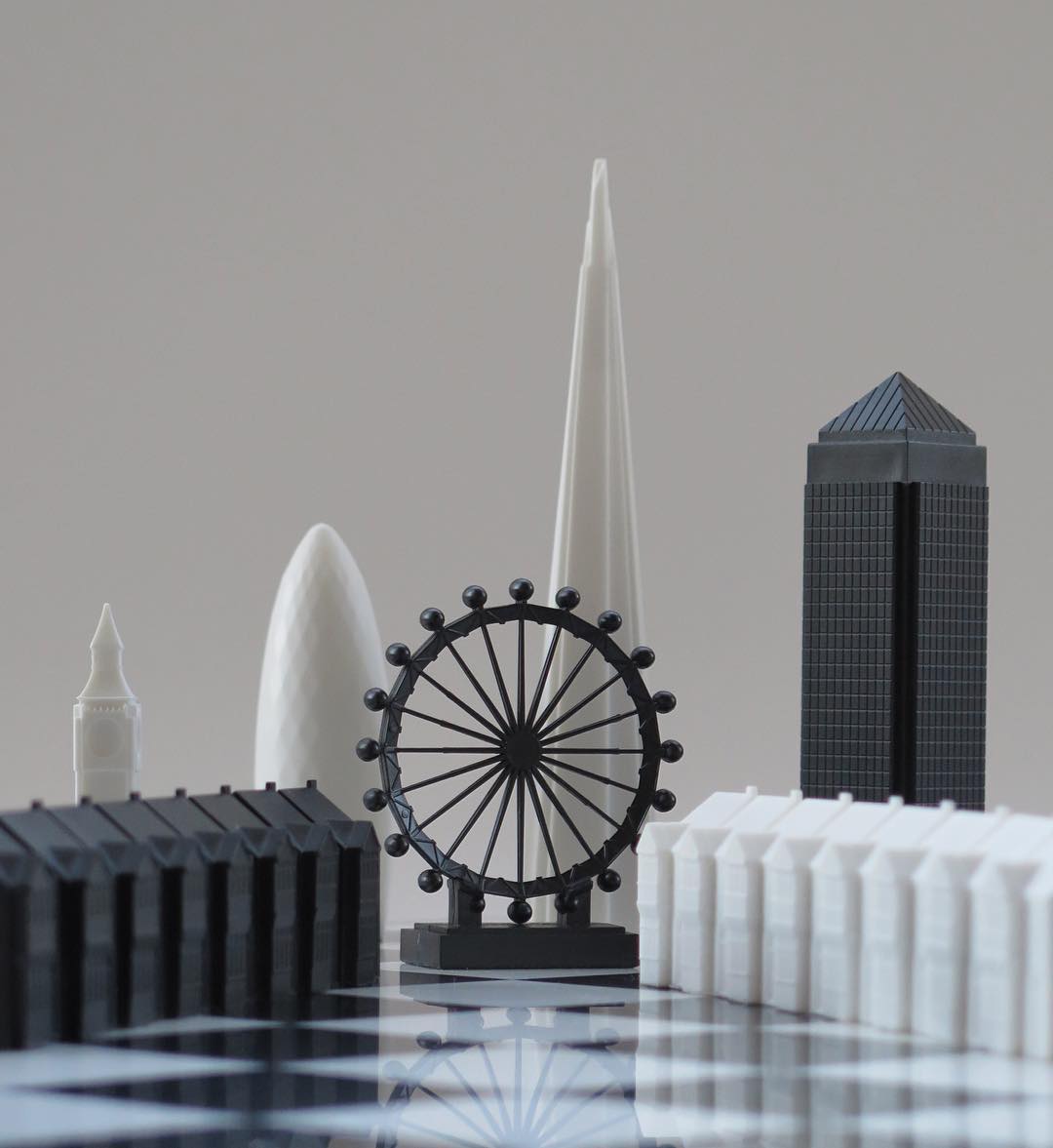 Skyline Chess, Catur Unik Berbentuk Landmark Kota