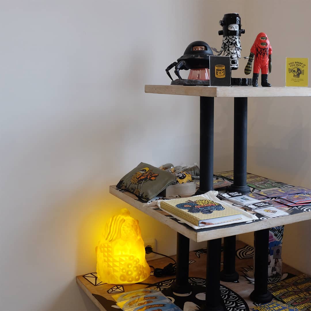 Tiga Galeri Dalam Satu Lokasi, Srisasanti Syndicate