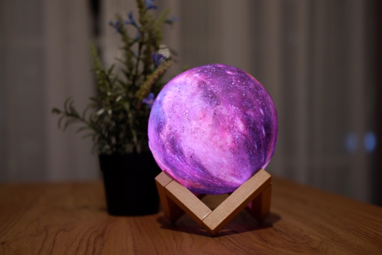 Buat Kamar Tidur Lebih Menarik Dengan 7 Lampu Ini