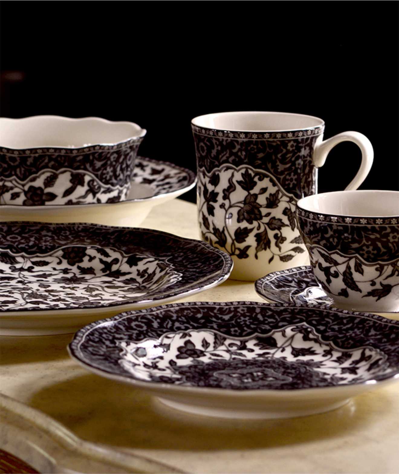 Hari Batik Nasional, Intip 10 Produk Bernuansa Batik