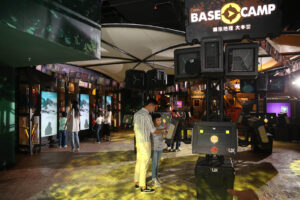 Wahana di Tiongkok ini Mampu Menembus Ruang dan Waktu