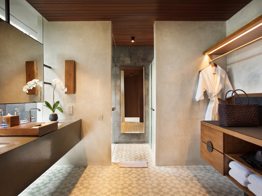 Menikmati Keasrian Alam Hutan Hujan Alila Ubud