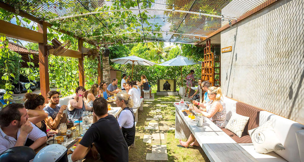 Nikmati Santap Pagi Refreshing di Monsieur Spoon Ubud