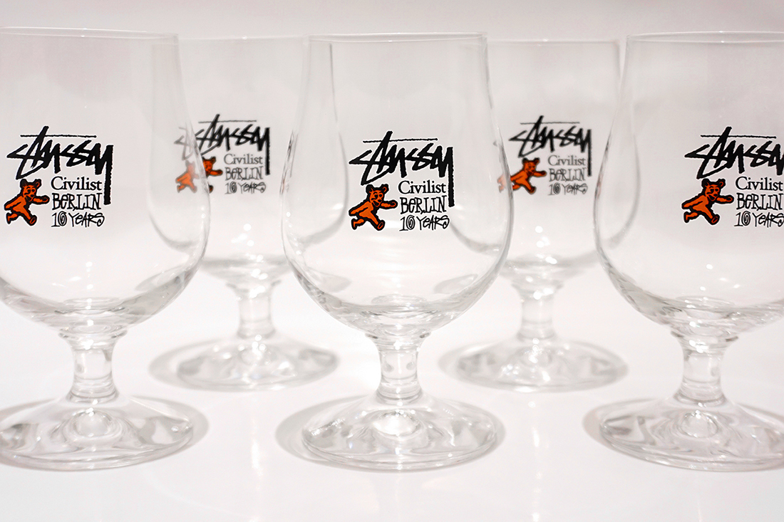 Koleksi Gelas Bir Kolaborasi Civilist X Stüssy