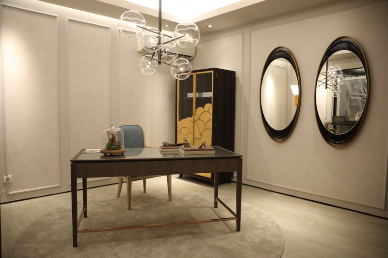 Instalasi study room dalam peluncuran Alice Collection