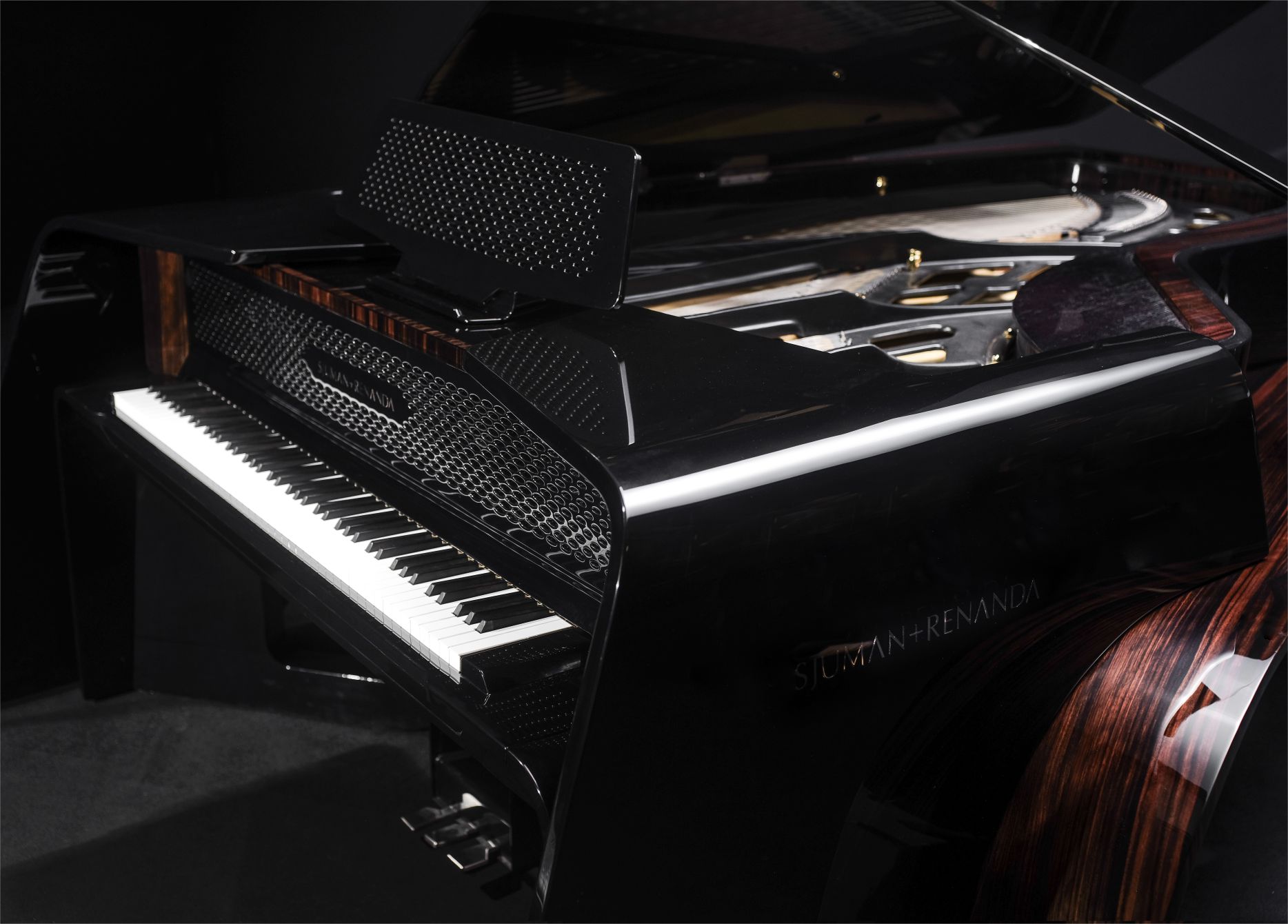 Membanggakan! Piano Terbaik Dunia Buatan Indonesia