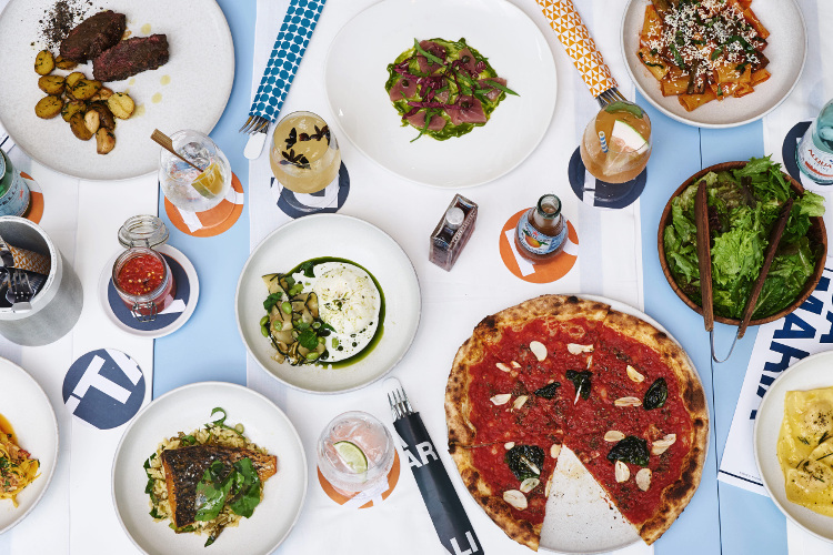 Da Maria Hadirkan Suasana Segar Tepi Laut Italia