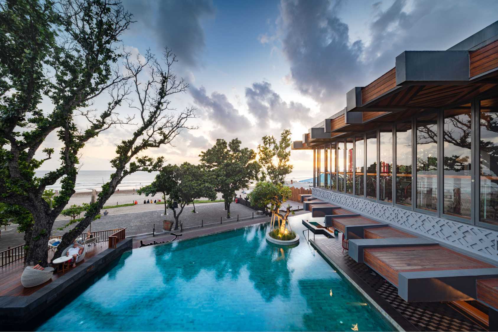 SugarSand, Oasis Baru di Pantai Seminyak Bali