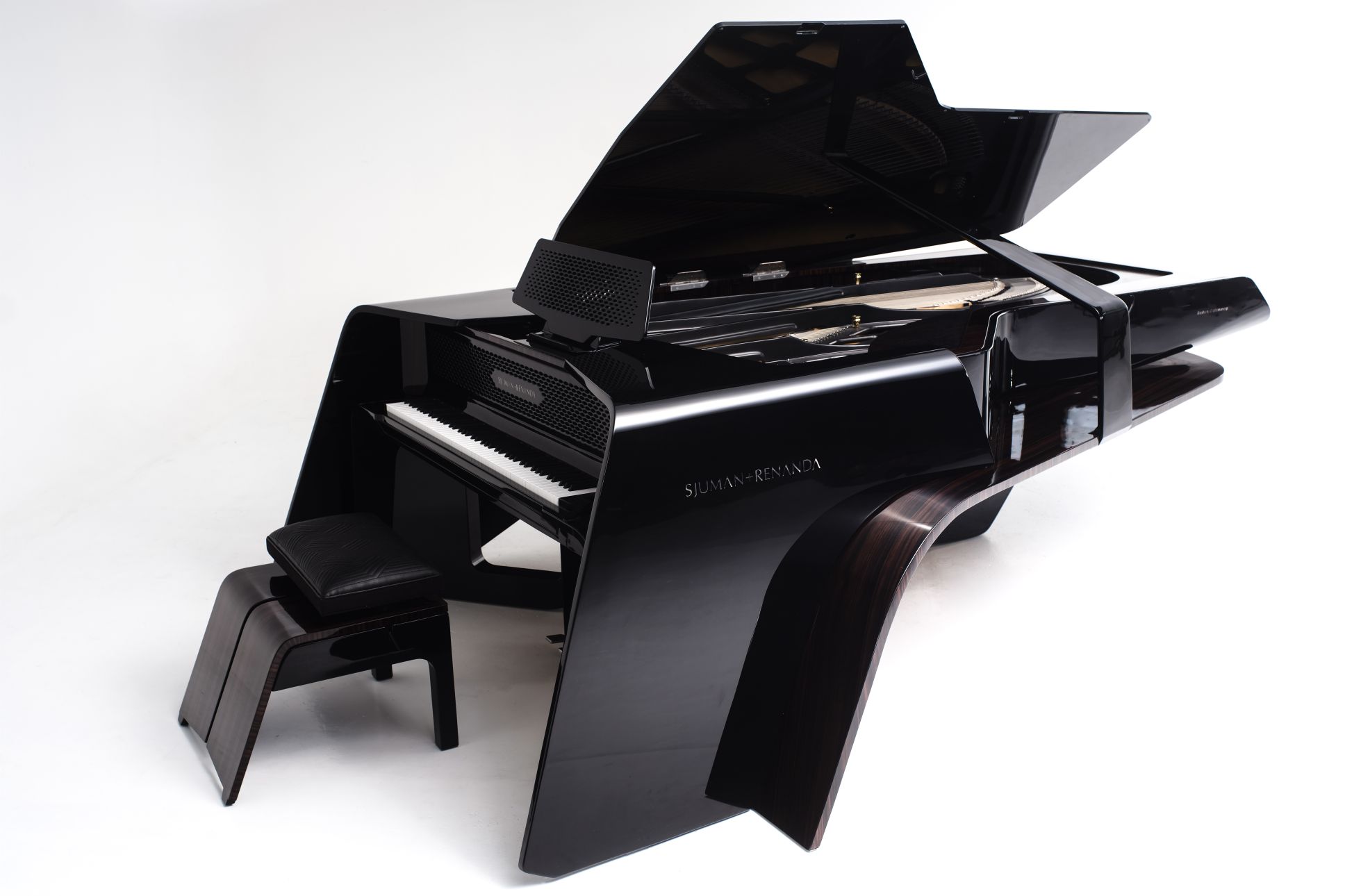 Membanggakan! Piano Terbaik Dunia Buatan Indonesia