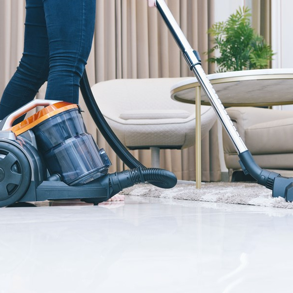 Rawat Penyedot Debumu dengan Tidak Melakukan Hal Ini!