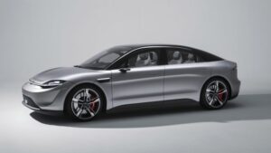 Perusahaan TV Ini Tampilkan Mobil Listrik Pertamanya!