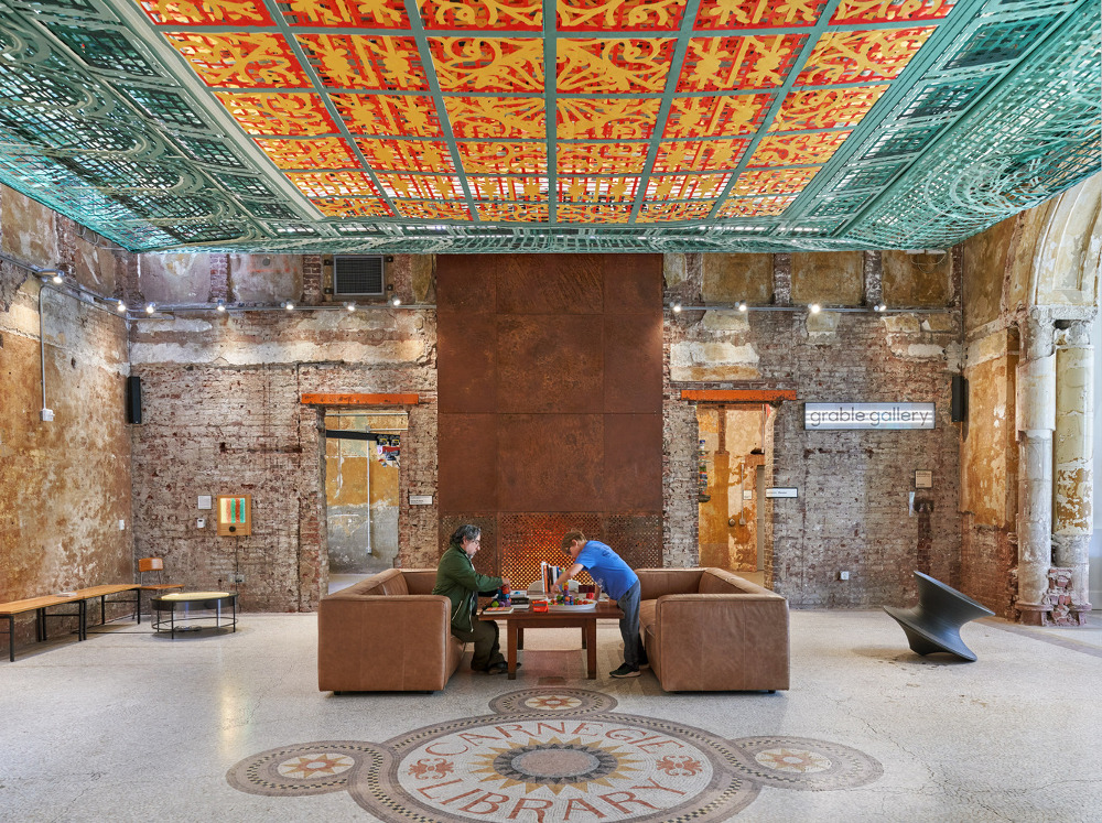 Belajar Sejarah Melalui Langit-Langit Museum