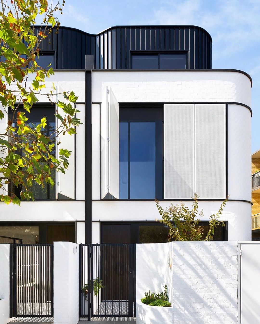 14 Desain Rumah Art Deco yang Terlihat Elegan dan Mewah