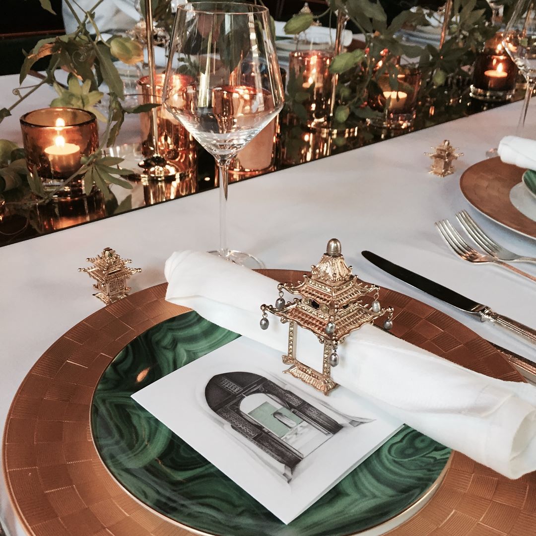 Pagoda Napkin Jewel / Lobjet